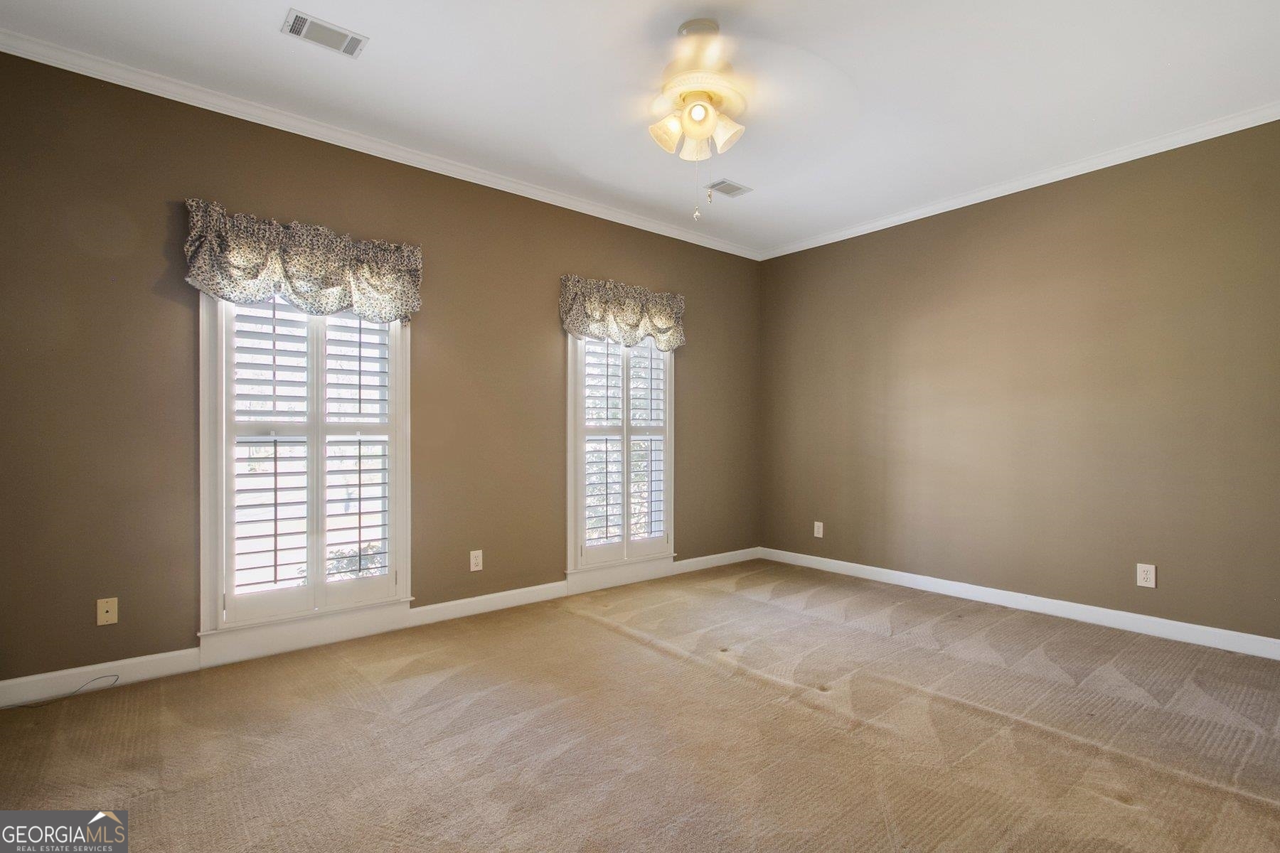 Barrington Hall - Residential