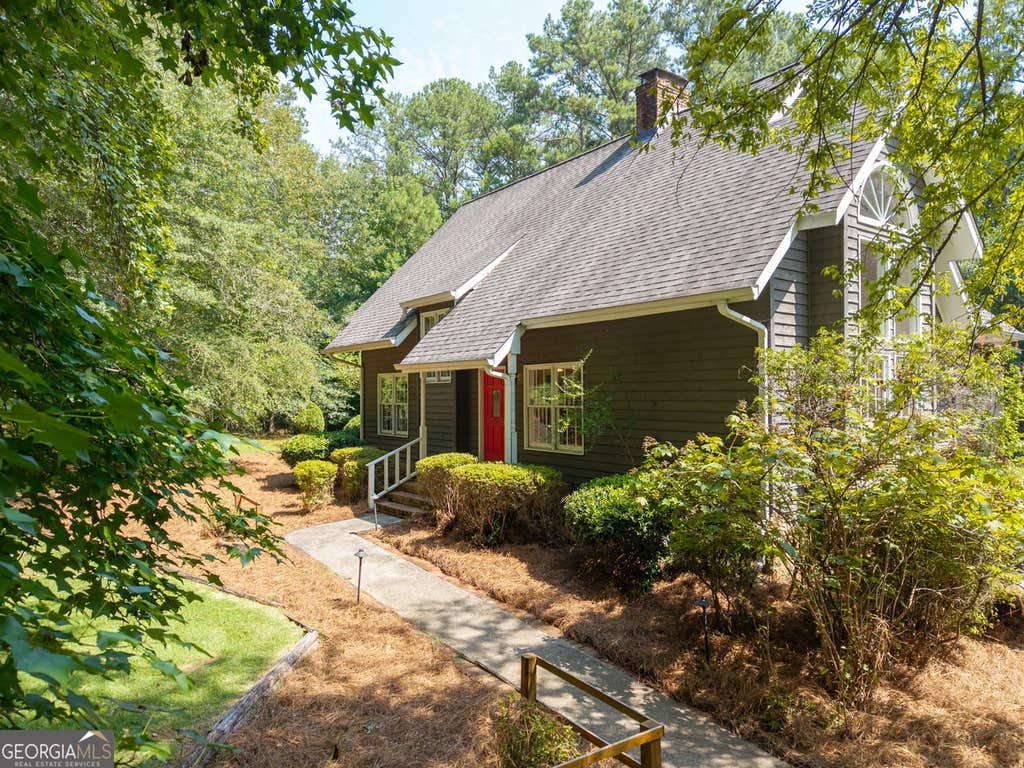 Photo of 3189 Spring Lake Dr NE, Conyers, GA 30013 (MLS # 10819735)