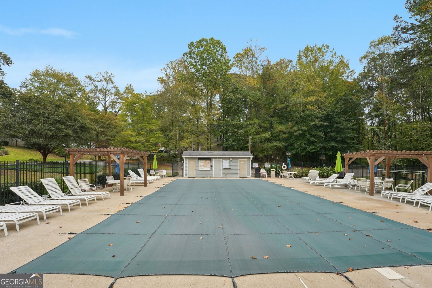 FOREST CHASE - Residential