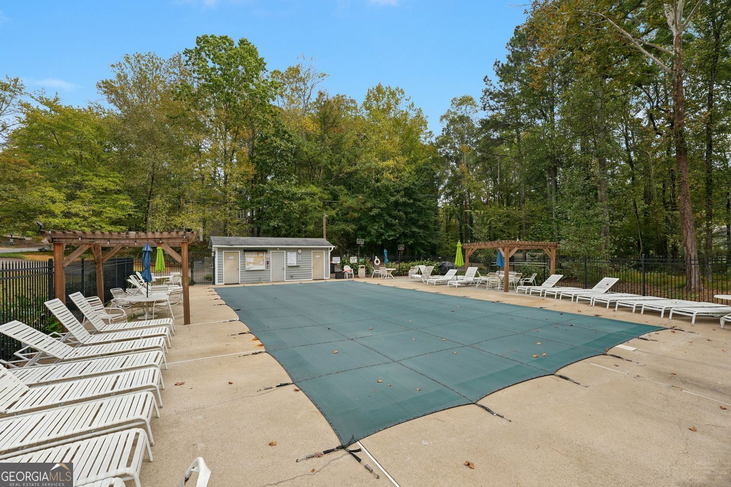 FOREST CHASE - Residential