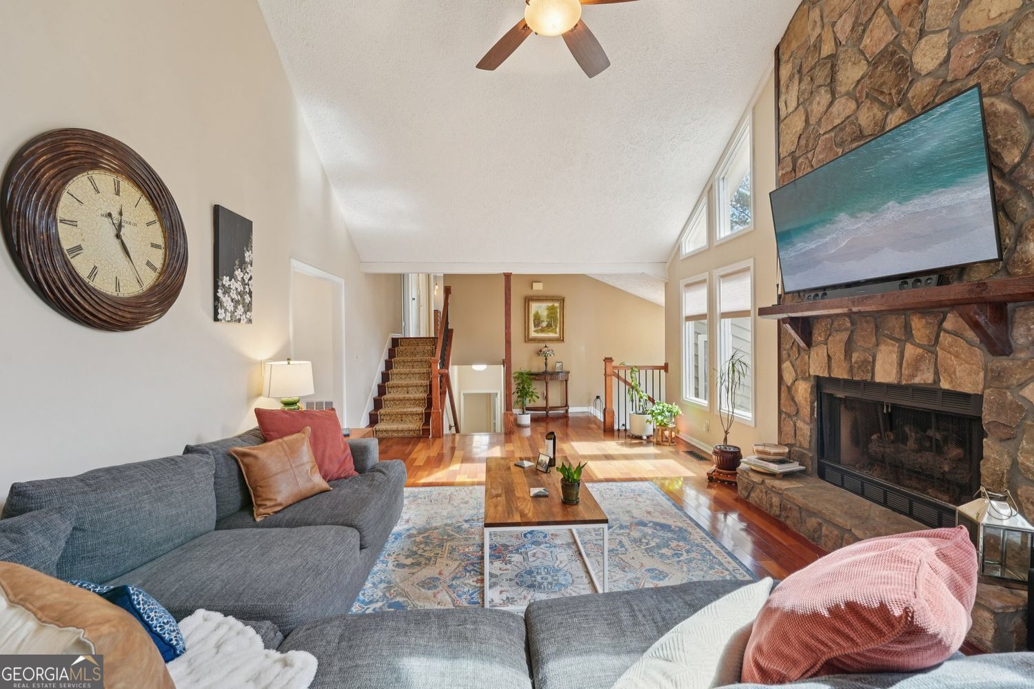 FOREST CHASE - Residential