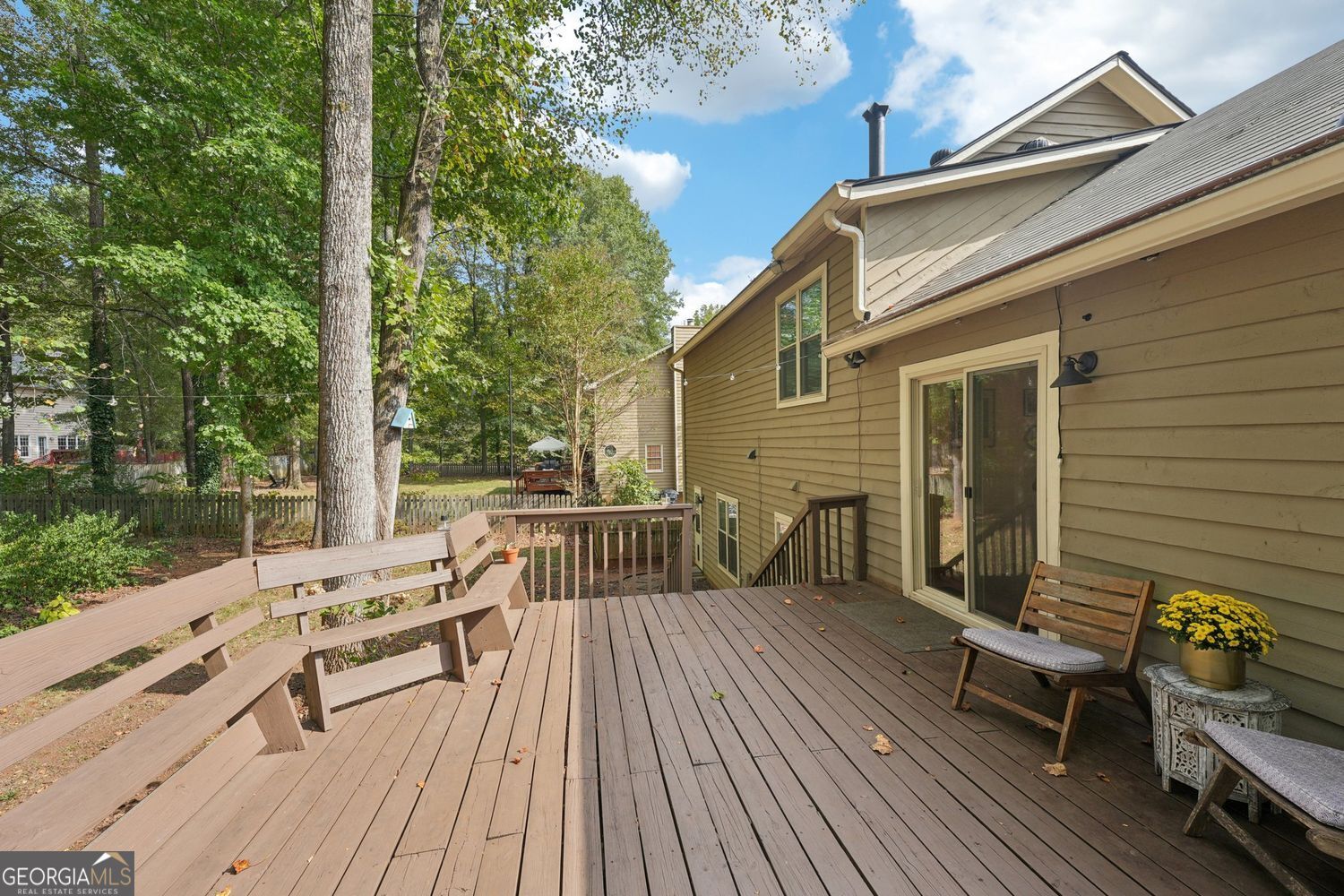 FOREST CHASE - Residential