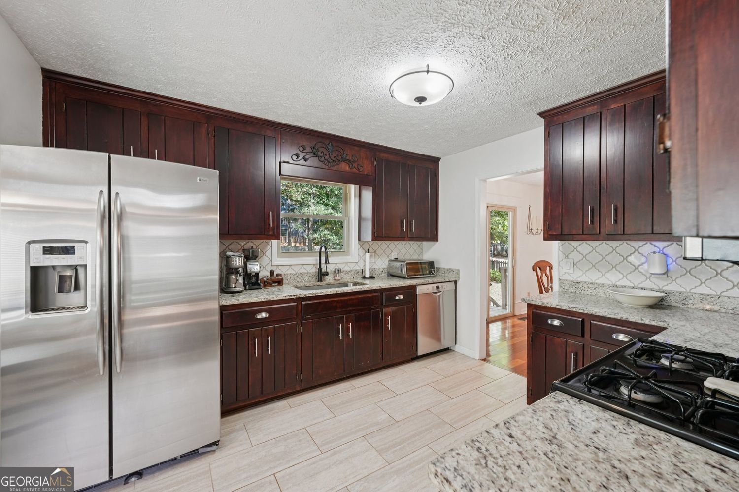 FOREST CHASE - Residential