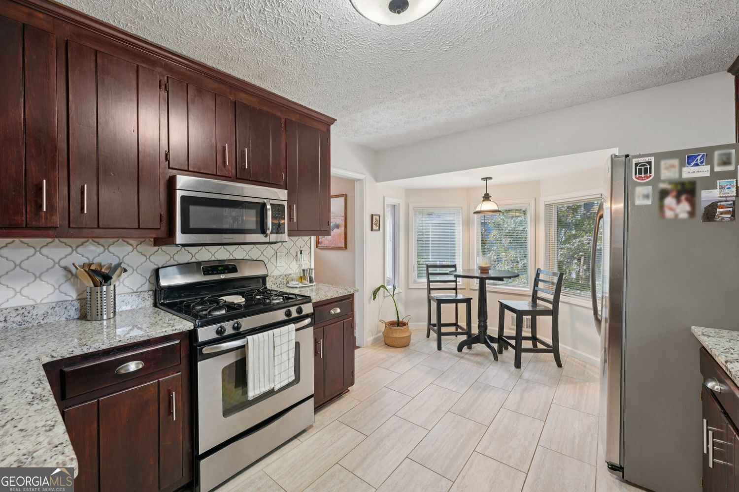 FOREST CHASE - Residential