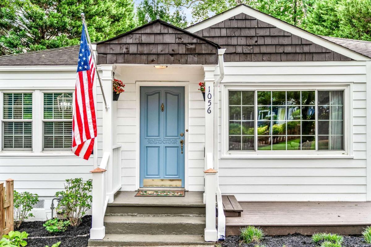 Woodland Hills - Residential