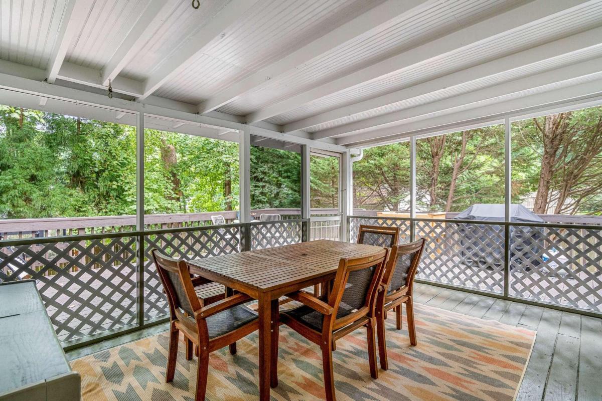 Woodland Hills - Residential