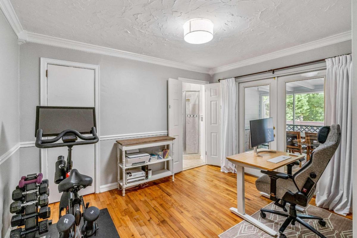 Woodland Hills - Residential