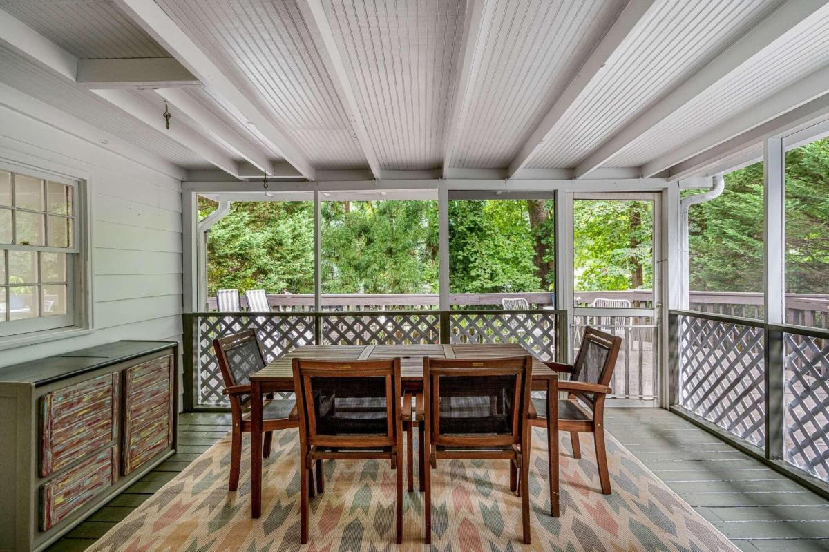 Woodland Hills - Residential