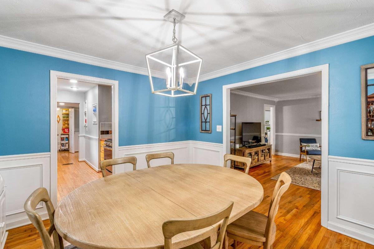 Woodland Hills - Residential