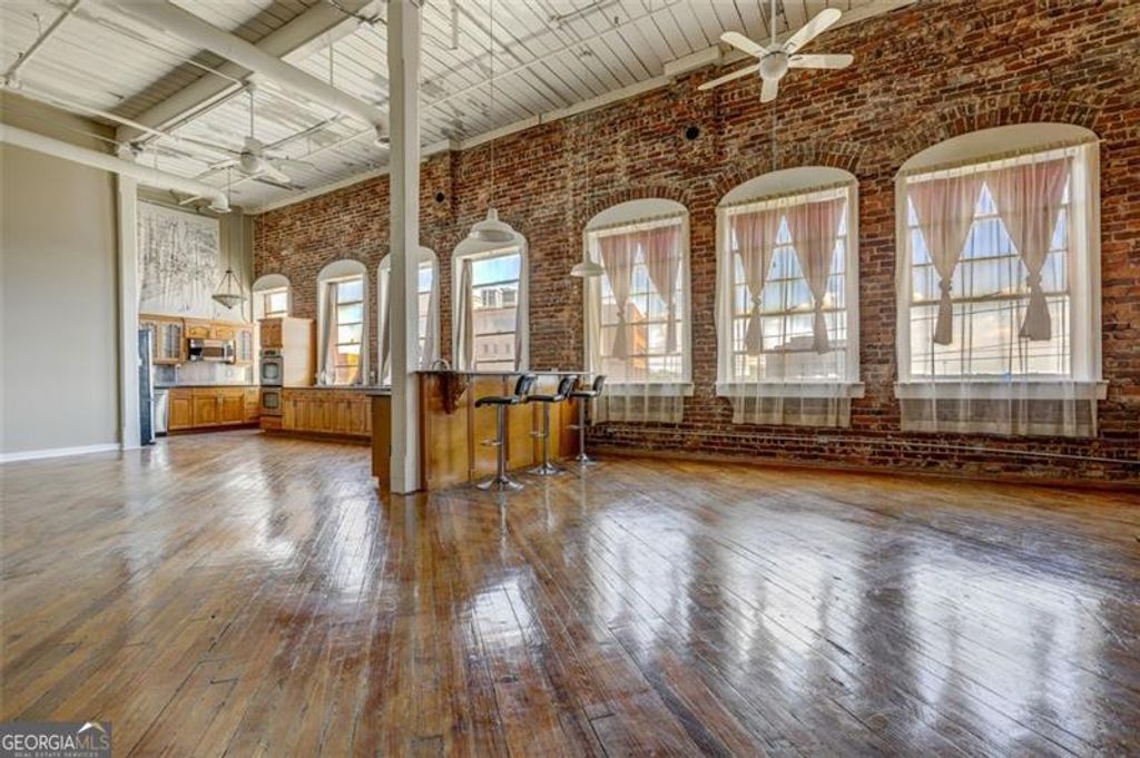 Photo of 161 Mangum Street #302, Atlanta, GA 30313 (MLS # 10631944)