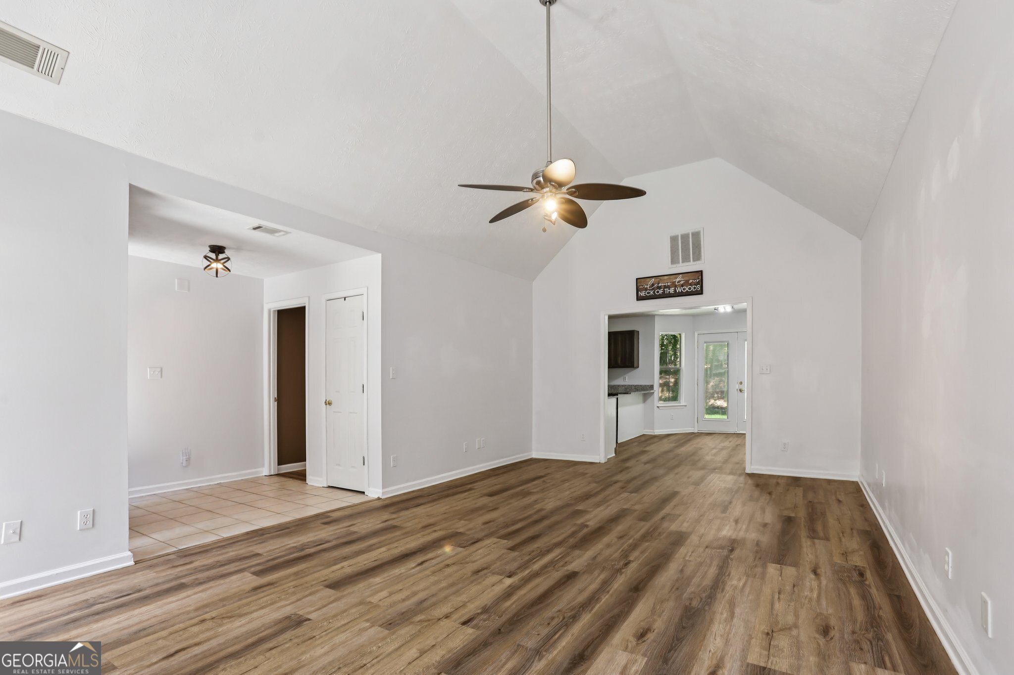 260 Ancient Oak LN