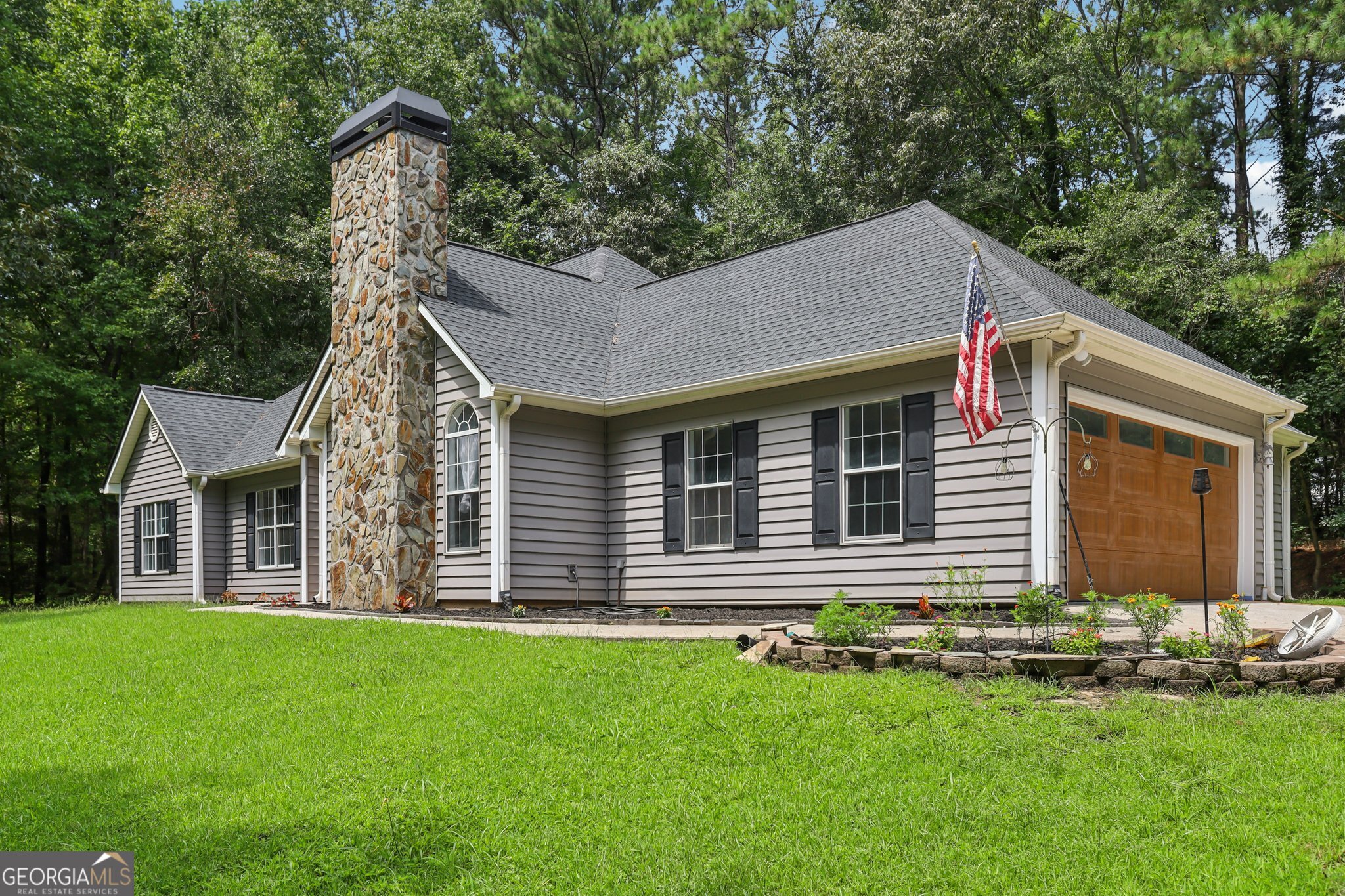 260 Ancient Oak LN