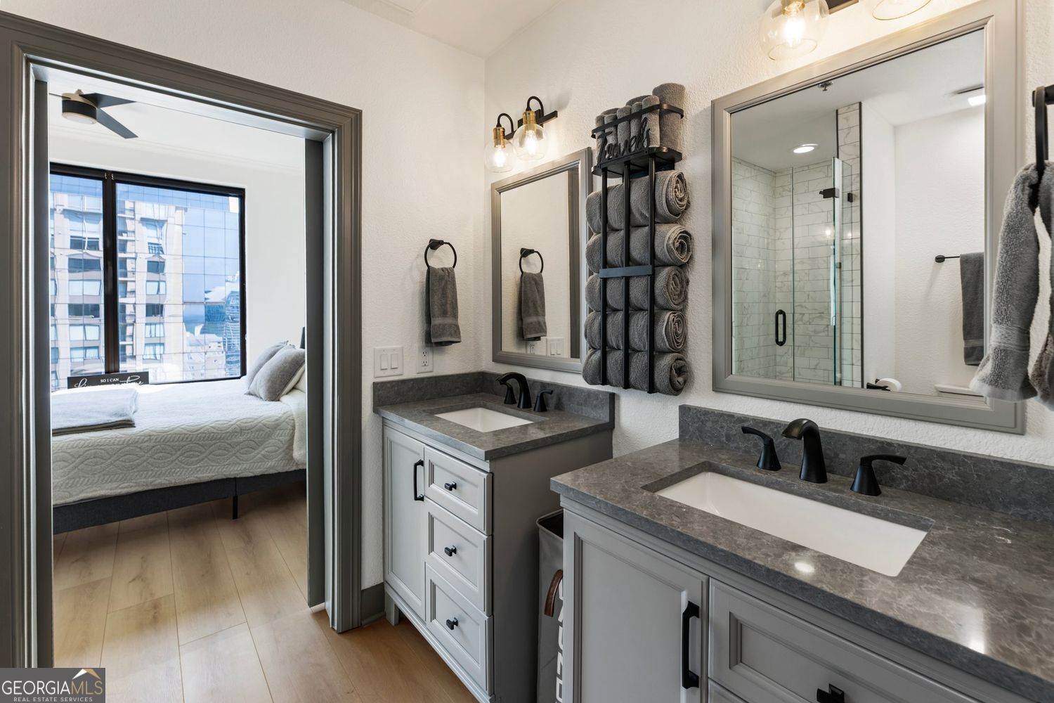 Atlanta, Georgia 30326, United States, 2 Bedrooms Bedrooms, ,2 BathroomsBathrooms,Residential,Active,164646