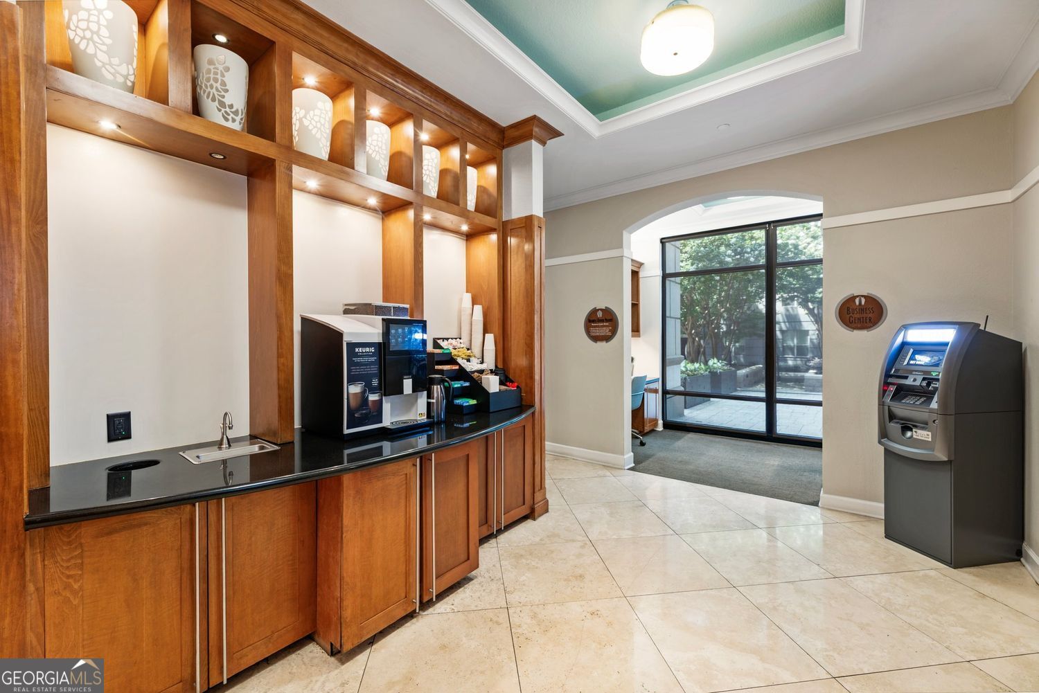 Atlanta, Georgia 30326, United States, 2 Bedrooms Bedrooms, ,2 BathroomsBathrooms,Residential,Active,164646