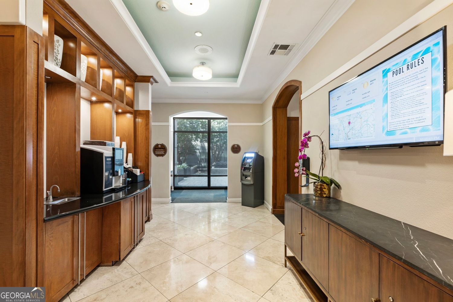 Atlanta, Georgia 30326, United States, 2 Bedrooms Bedrooms, ,2 BathroomsBathrooms,Residential,Active,164646