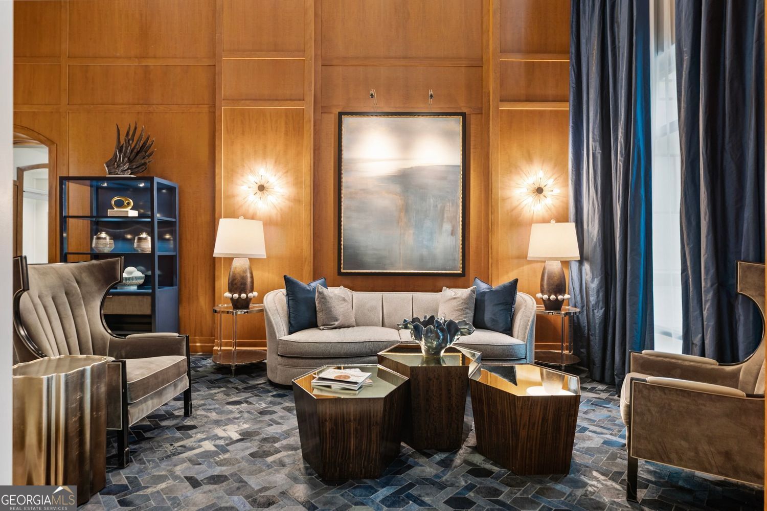 Atlanta, Georgia 30326, United States, 2 Bedrooms Bedrooms, ,2 BathroomsBathrooms,Residential,Active,164646