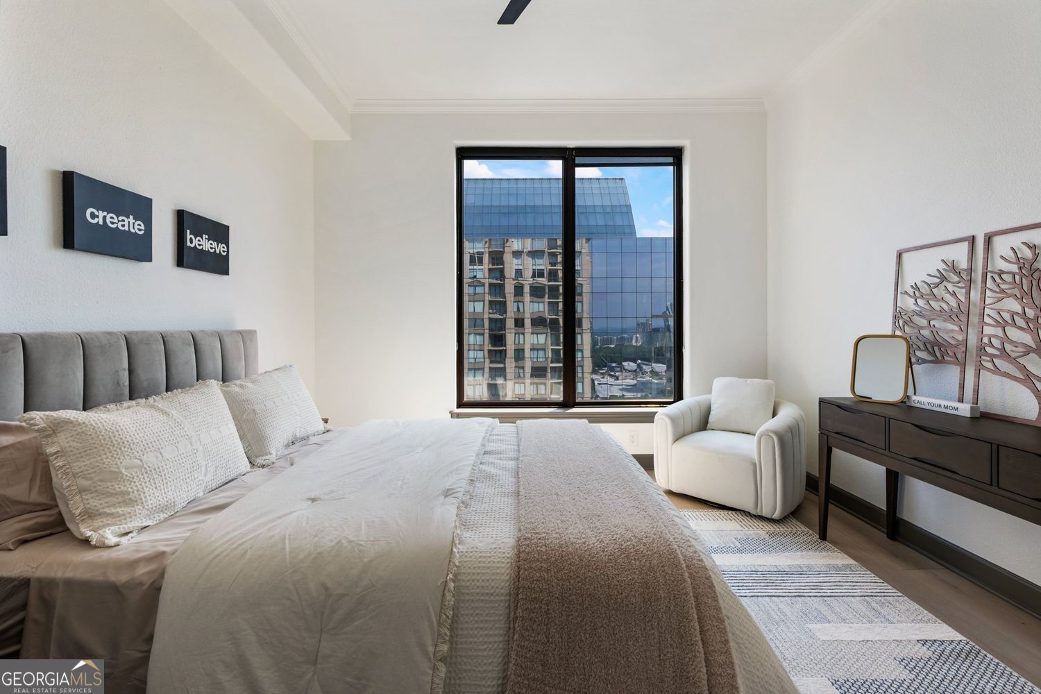 Atlanta, Georgia 30326, United States, 2 Bedrooms Bedrooms, ,2 BathroomsBathrooms,Residential,Active,164646