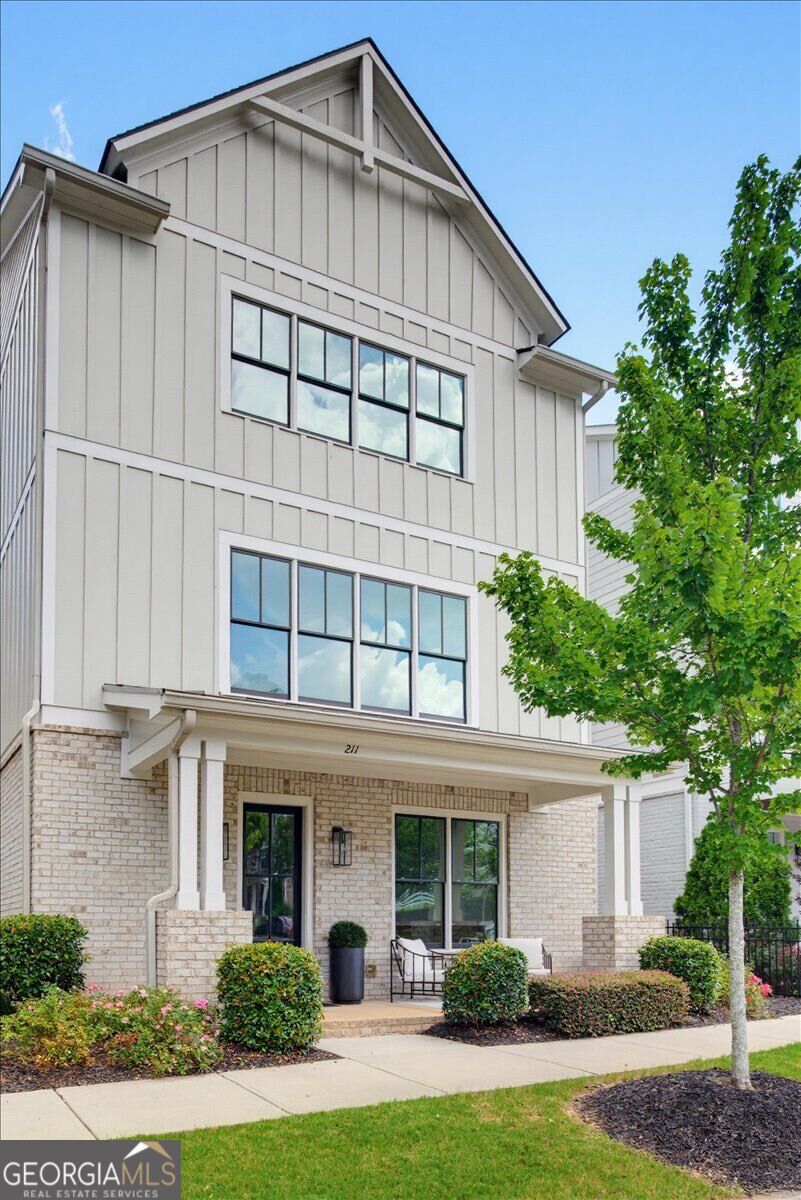 211 Highland Park PT