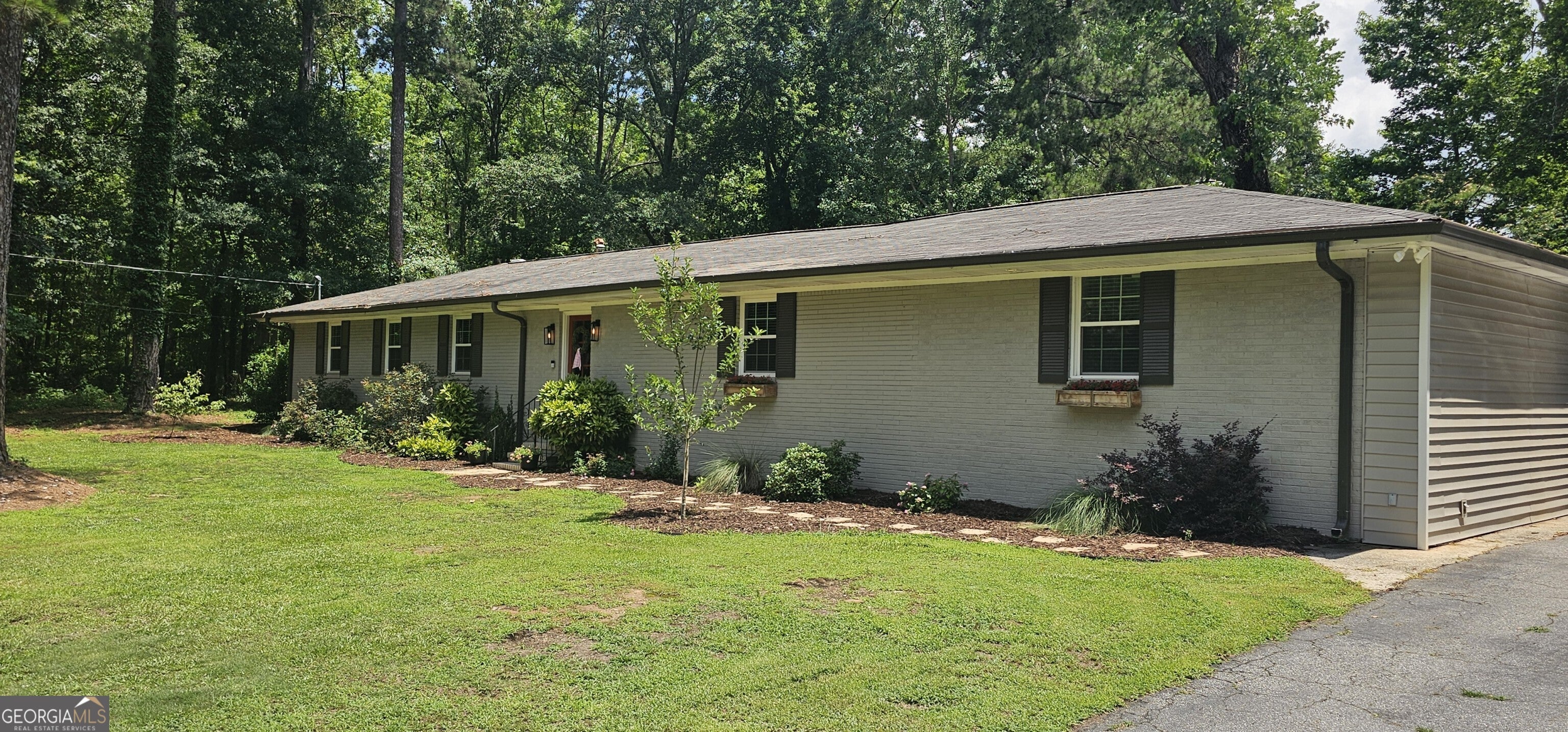 1581 Lost Mountain RD