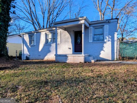 2533 Godfrey DR NW Atlanta GA 30318