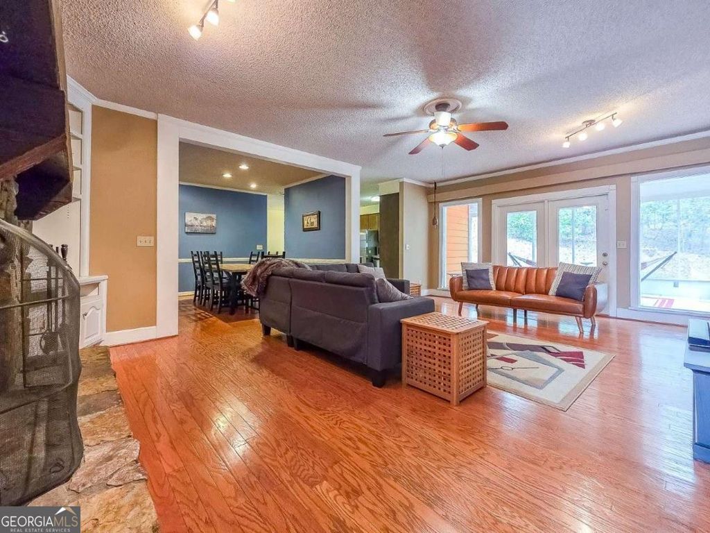 Photo of 5161 Willow Point Parkway, Marietta, GA 30068 (MLS # 10704934)