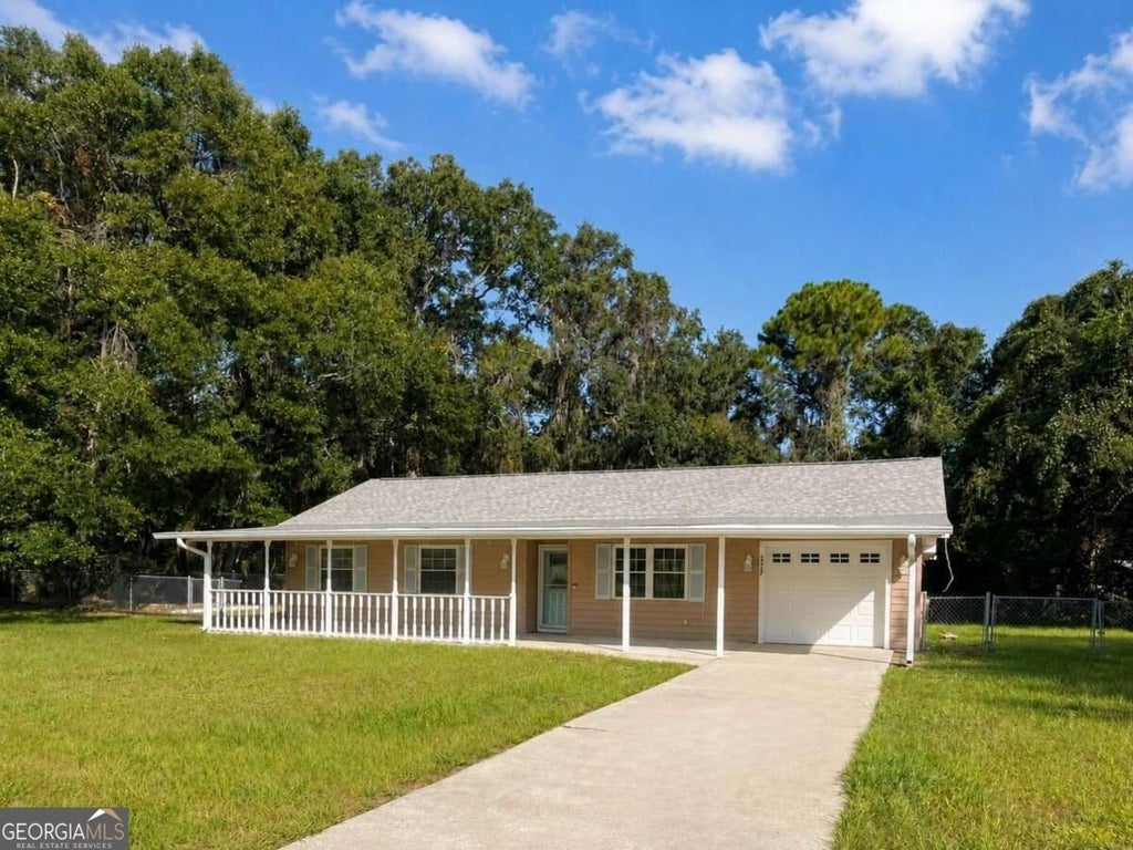 Photo of 117 Liberty Tree Road, St. Marys, GA 31558 (MLS # 10840422)