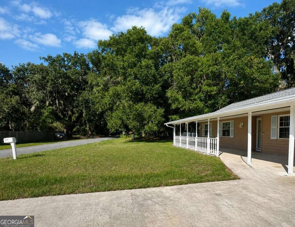 Photo of 117 Liberty Tree Road, St. Marys, GA 31558 (MLS # 10840422)