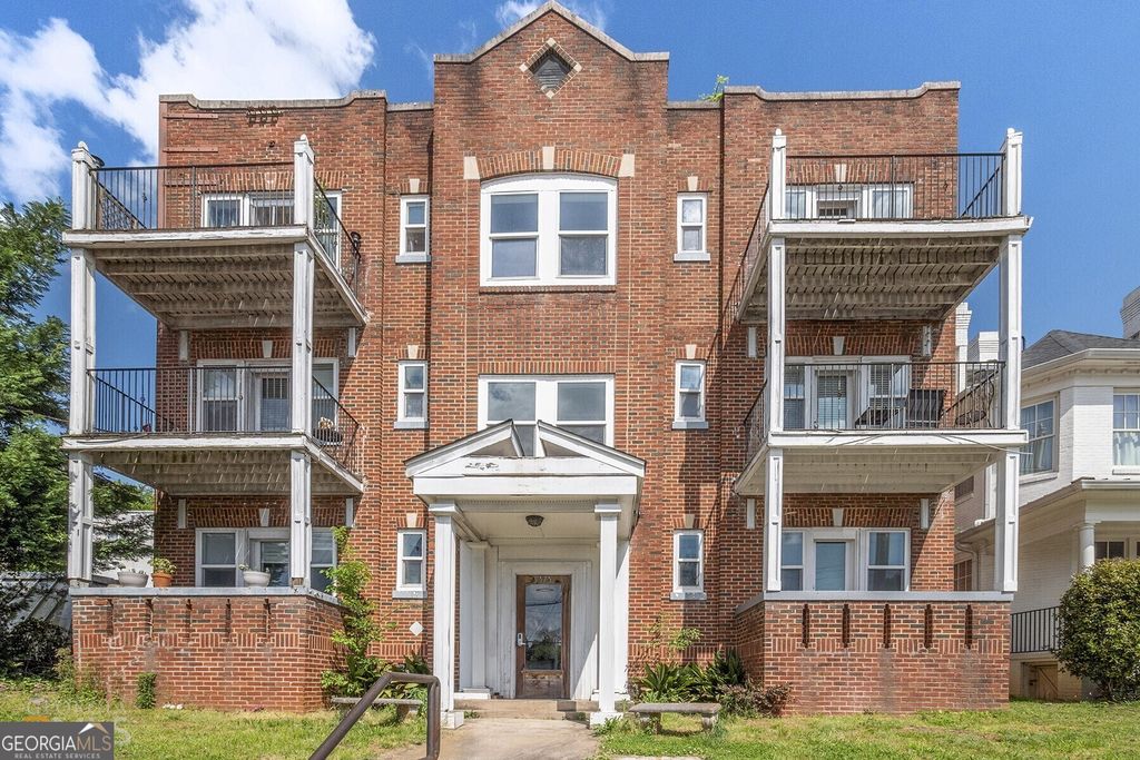 Photo of 373 Moreland Avenue NE #206, Atlanta, GA 30307 (MLS # 10731862)