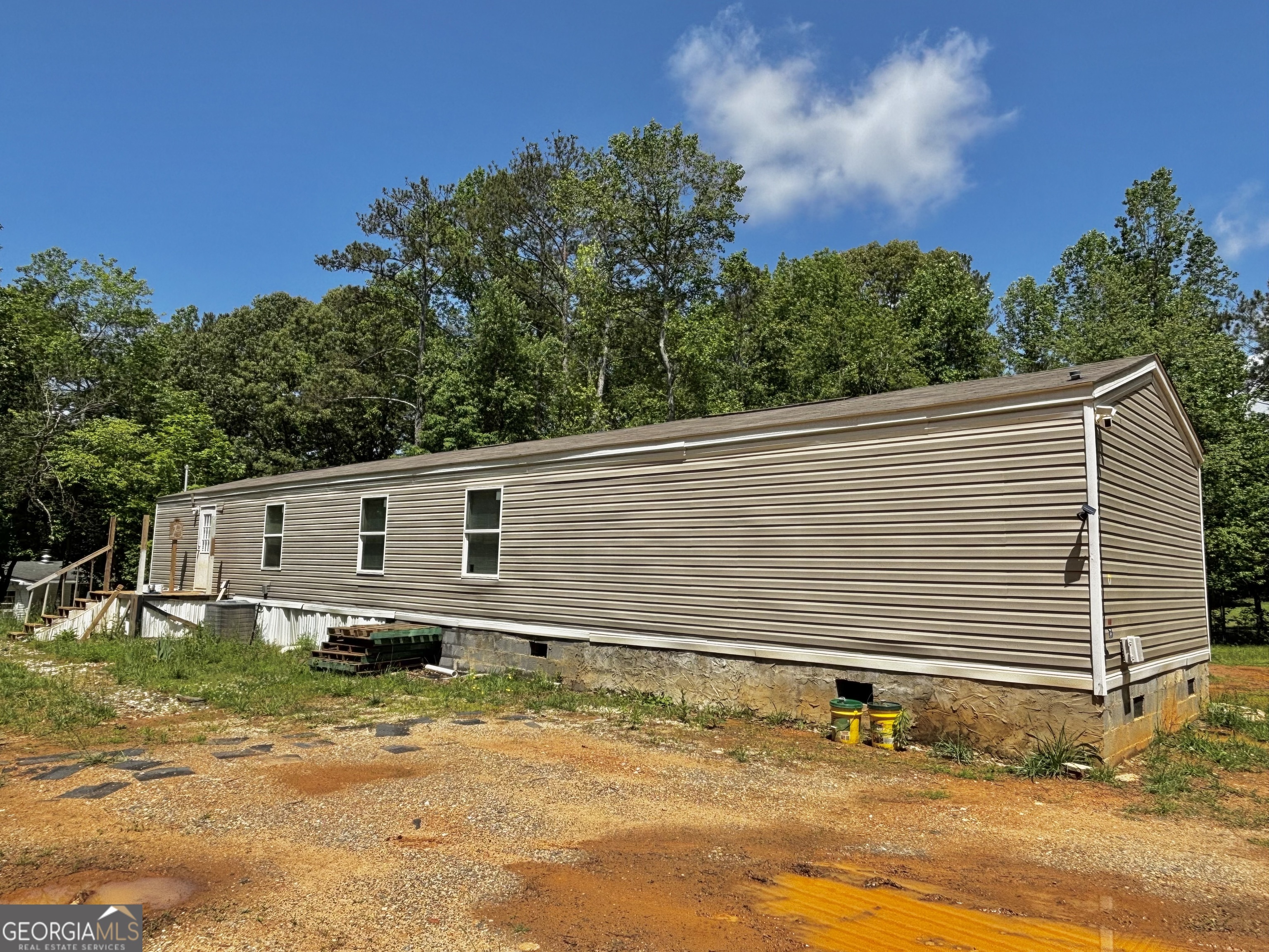 106 Valley RD