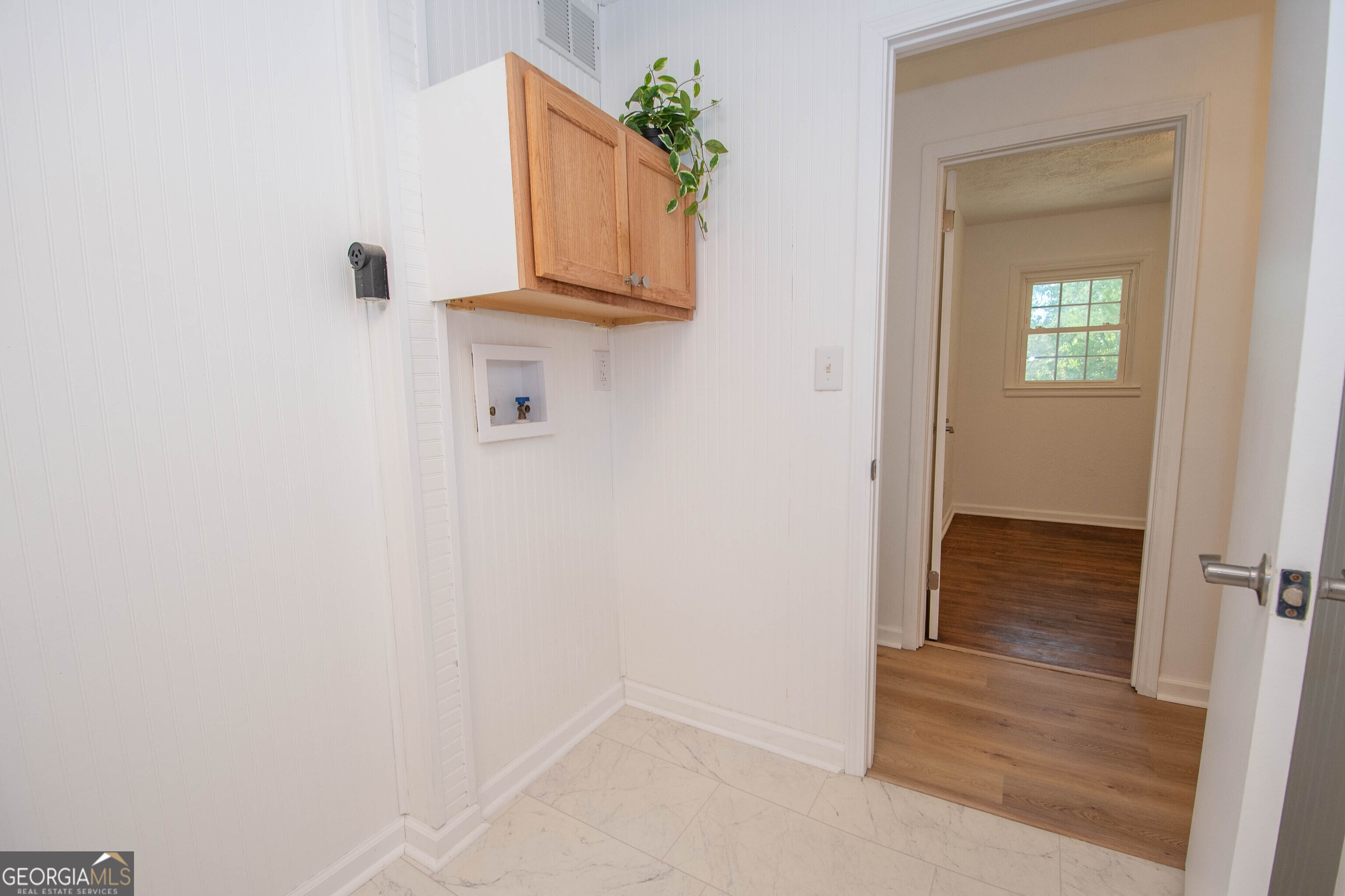 Carrol Manor - Residential