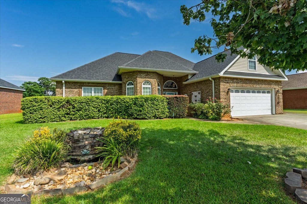 Photo of 207 Loudon Hill Drive, Warner Robins, GA 31088 (MLS # 10841369)