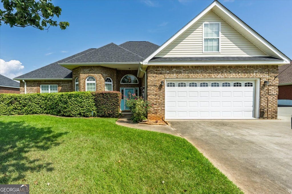 Photo of 207 Loudon Hill Drive, Warner Robins, GA 31088 (MLS # 10841369)