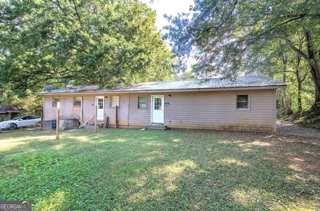 Photo of 46 Young Street, Cartersville, GA 30120 (MLS # 10841747)