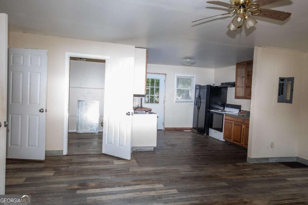 Photo of 46 Young Street, Cartersville, GA 30120 (MLS # 10841747)