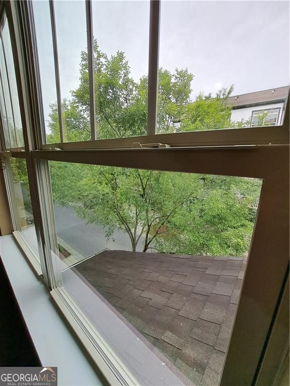 Atlanta, Georgia 30309, United States, 2 Bedrooms Bedrooms, ,3 BathroomsBathrooms,Residential,Active,237762