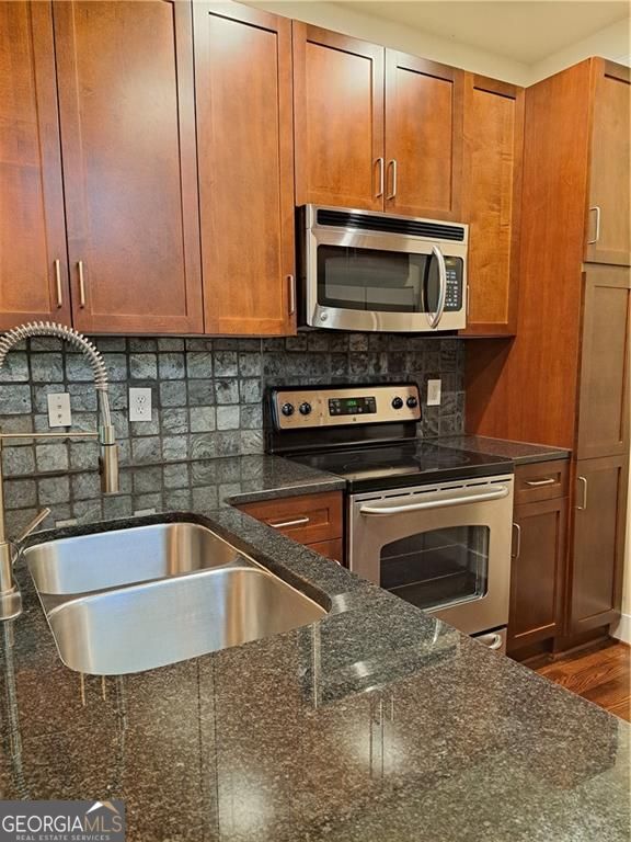 Atlanta, Georgia 30309, United States, 2 Bedrooms Bedrooms, ,3 BathroomsBathrooms,Residential,Active,237762