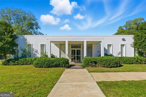 Photo of 103 WATSON Street NW, Rome, GA 30165 (MLS # 10633825)