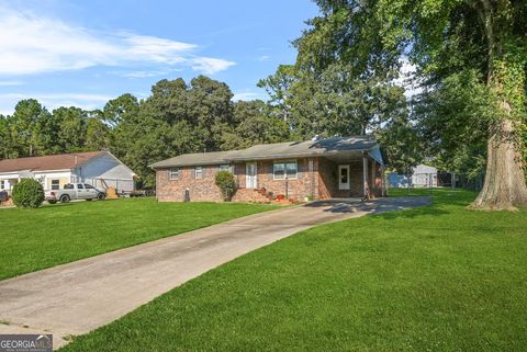 114 Woodcrest DR Griffin GA 30223