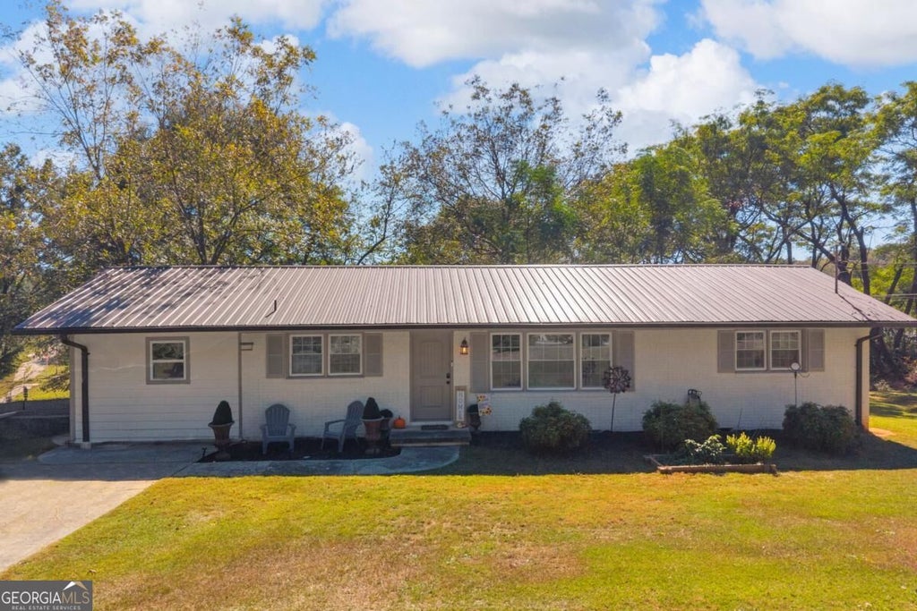 Photo of 2632 Oak Valley Road, Toccoa, GA 30577 (MLS # 10878490)