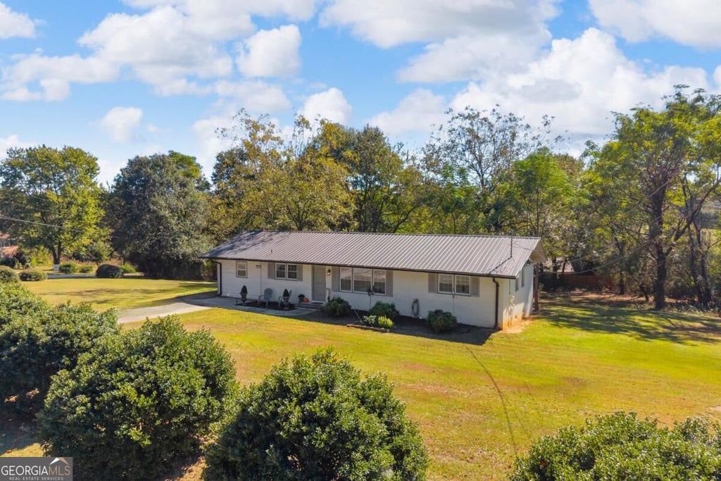 Photo of 2632 Oak Valley Road, Toccoa, GA 30577 (MLS # 10878490)
