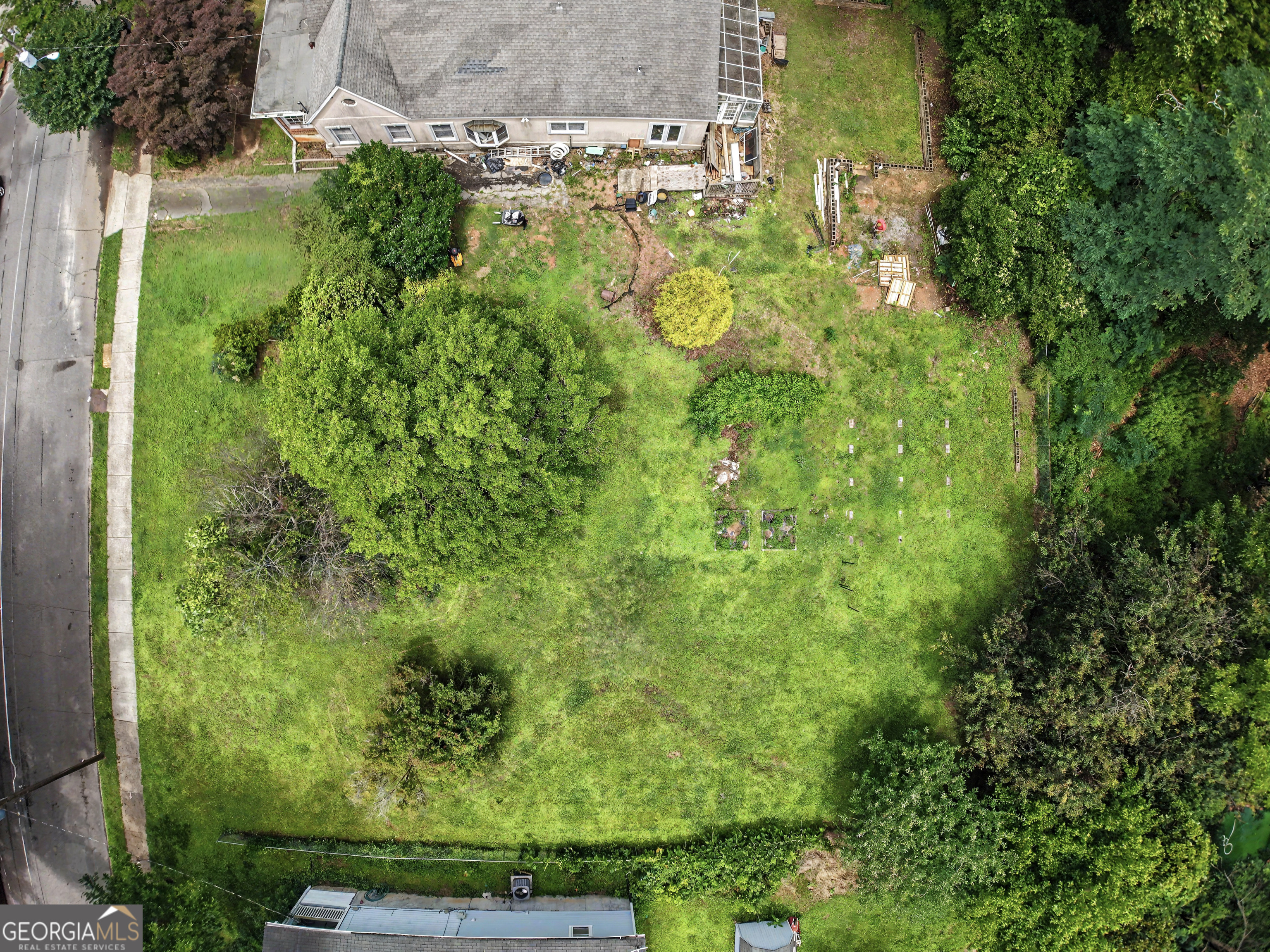 425 Page AVE NE
