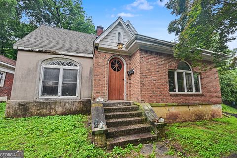 Photo of 425 Page Avenue NE, Atlanta, GA 30307 (MLS # 10773897)
