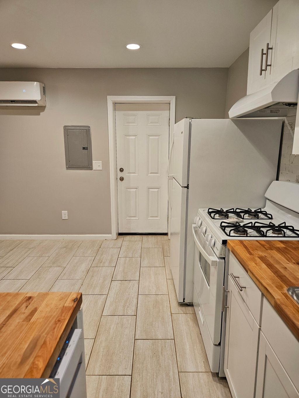 Photo of 1125 W West Avenue SW #1125, Atlanta, GA 30315 (MLS # 10679704)