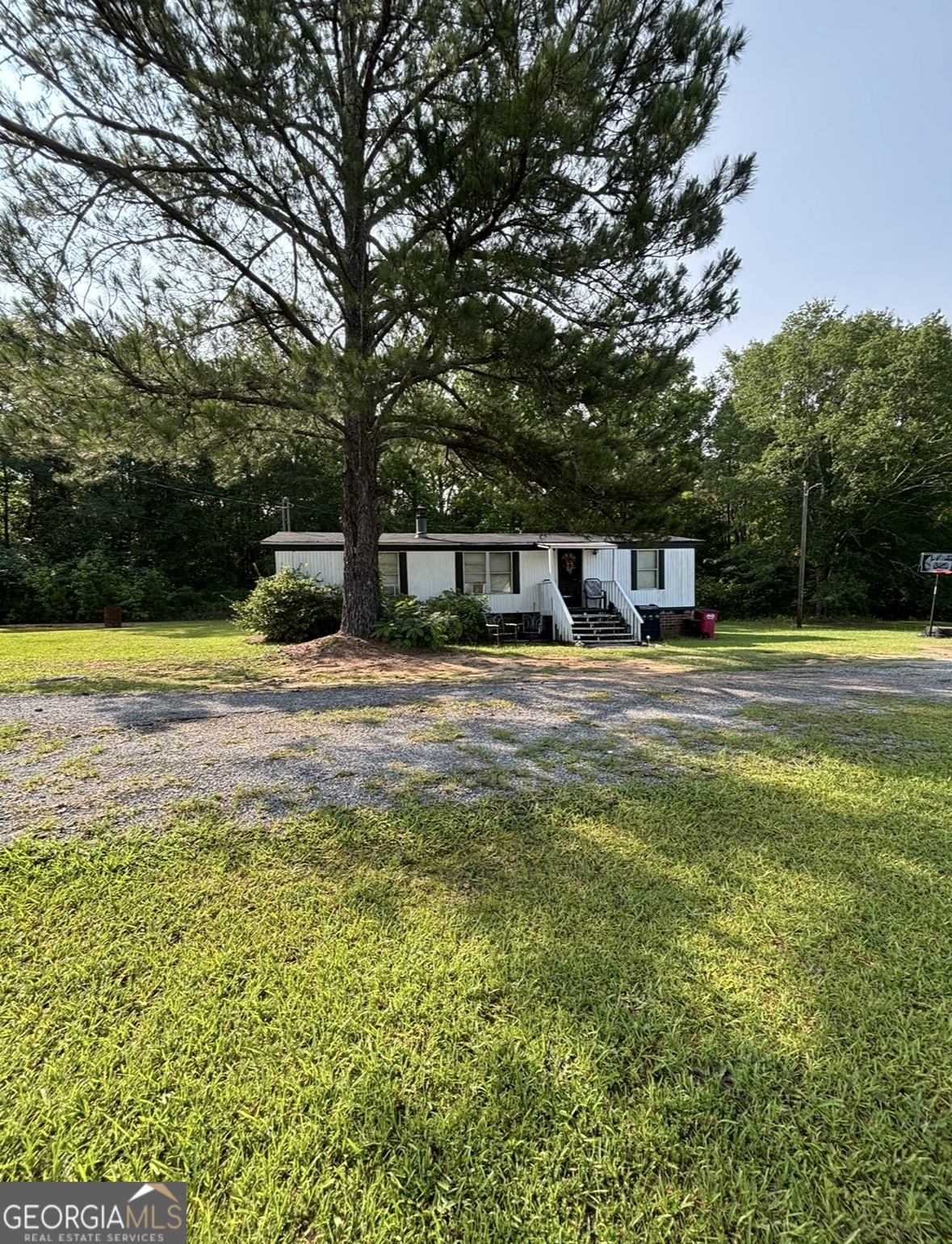 investors this is an opportunity to expand your rental portfolio, there is three 3/2 bedroom homes on this Lot. Tenants in place on a month to month.