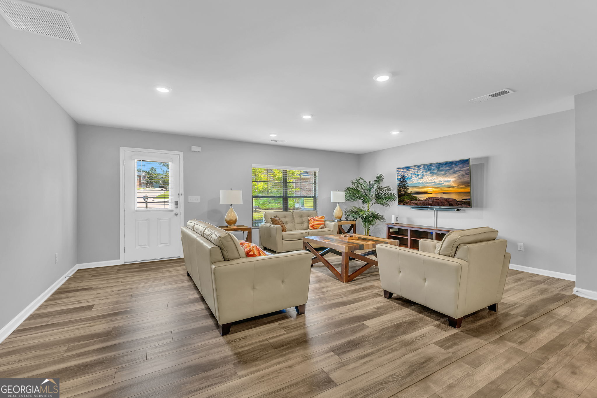 Hampton, Georgia 30228, United States, 4 Bedrooms Bedrooms, ,3 BathroomsBathrooms,Residential,Active,201665