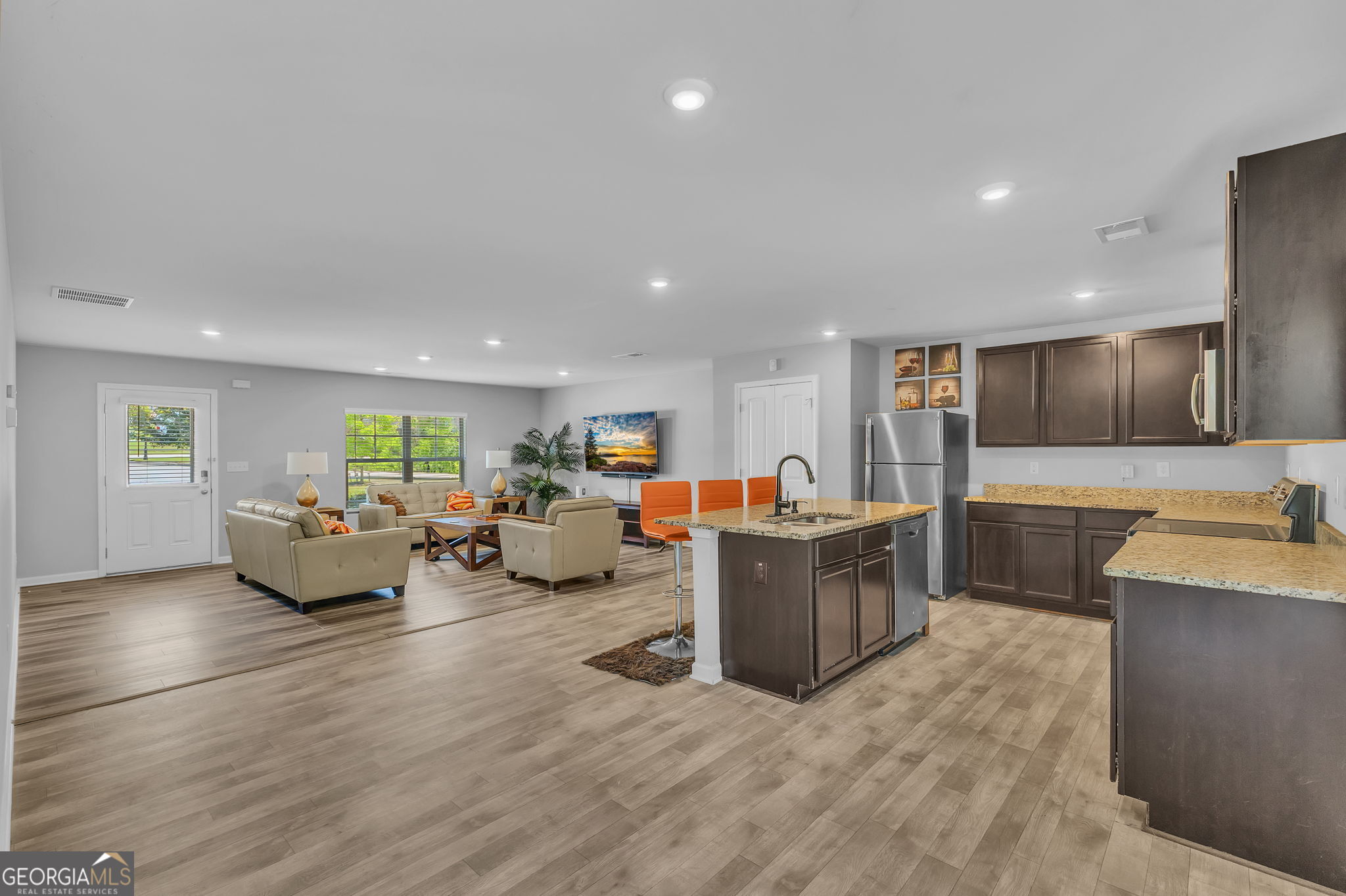 Hampton, Georgia 30228, United States, 4 Bedrooms Bedrooms, ,3 BathroomsBathrooms,Residential,Active,201665