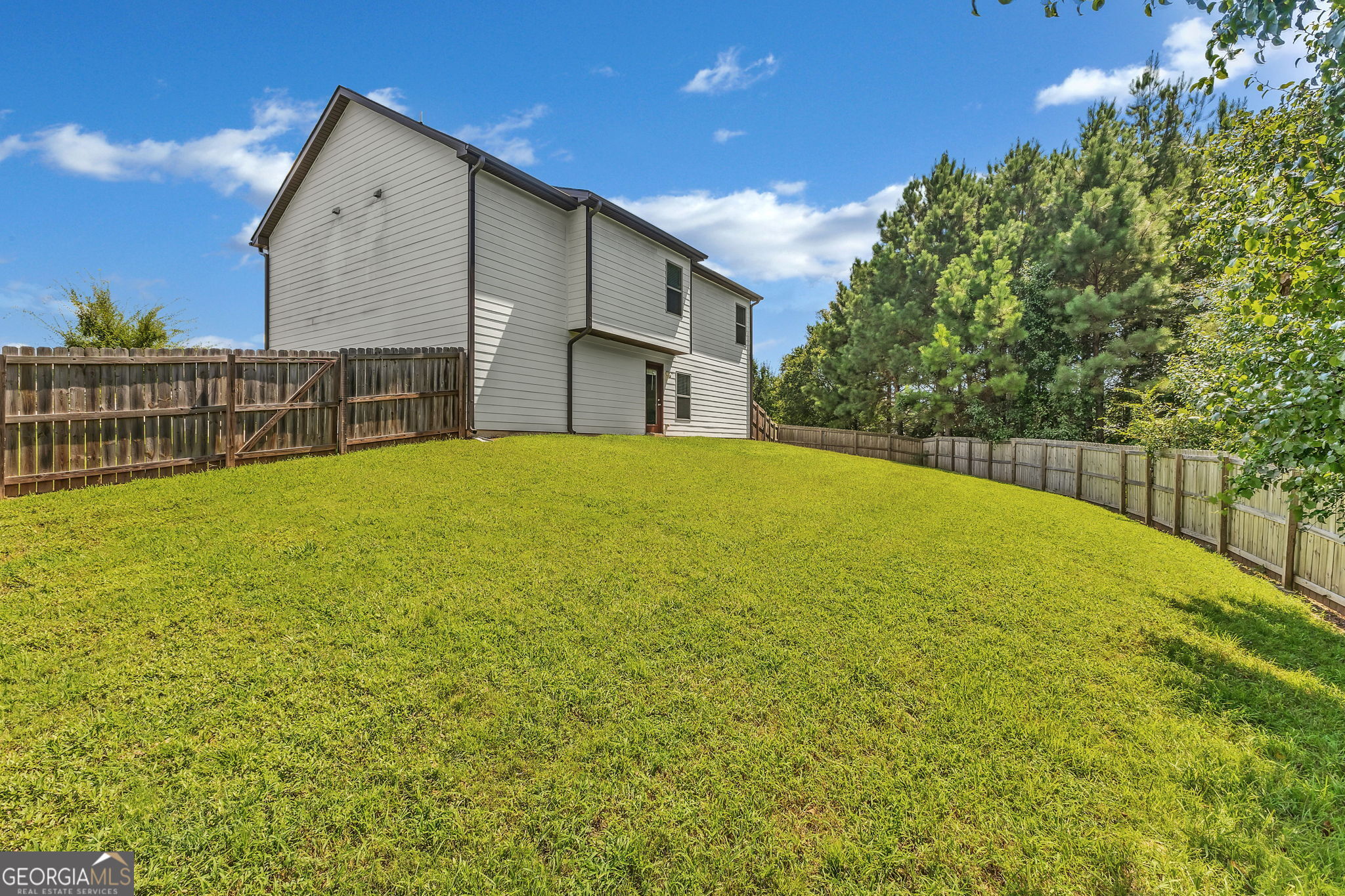 Hampton, Georgia 30228, United States, 4 Bedrooms Bedrooms, ,3 BathroomsBathrooms,Residential,Active,201665