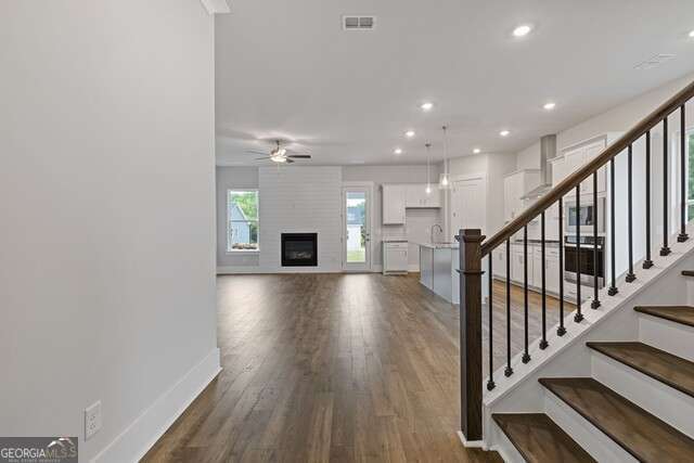 29 Ruby Robin RD