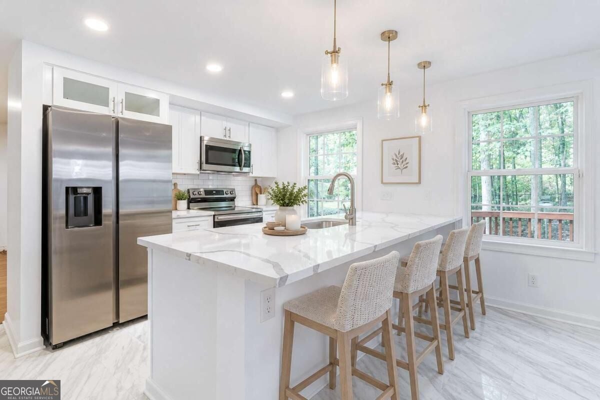 235 Cedar DR