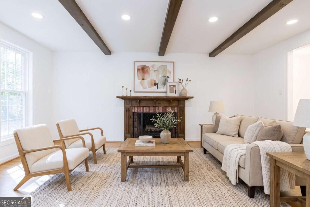 235 Cedar DR